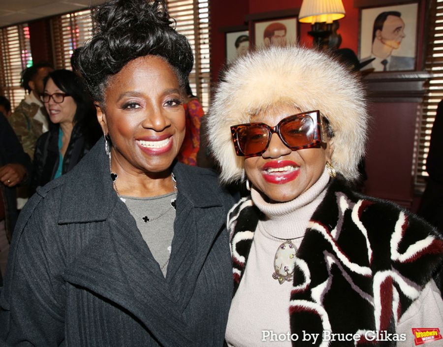 Photos: LaTanya Richardson Jackson Receives Portrait at Sardi's Image