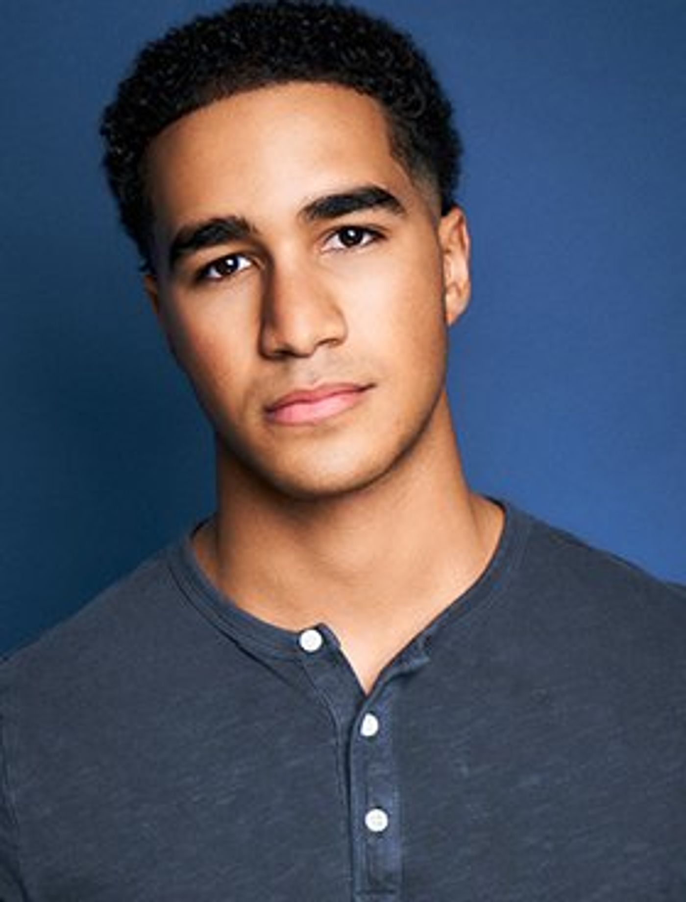 Meet the Cast of REAL WOMEN HAVE CURVES, Now on Broadway  Image