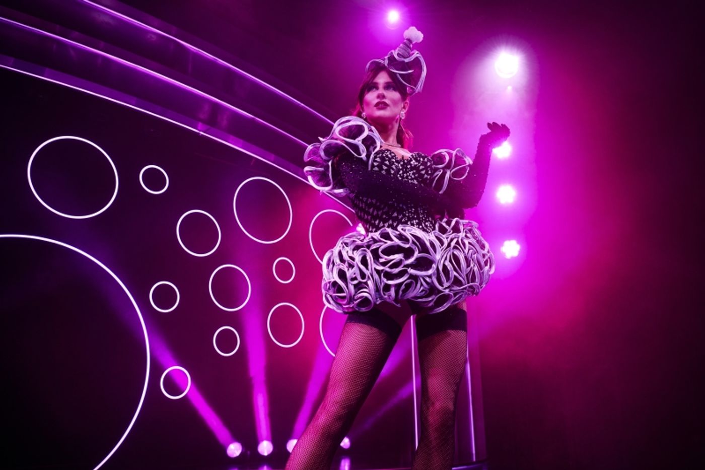 Review: SABRAGE, Lafayette  Image