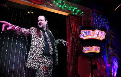 Jonny Porkpie hosts. Photo by Bob Fraser. Photo