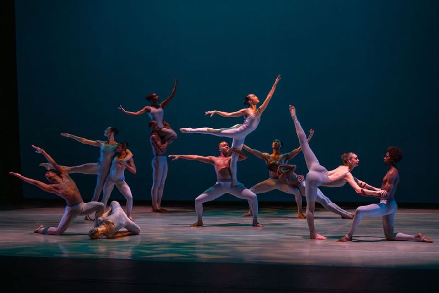 Review: AILEY II Opens New York Season with Style and Verve Review: AILEY II Opens New York Season with Style and Verve Image