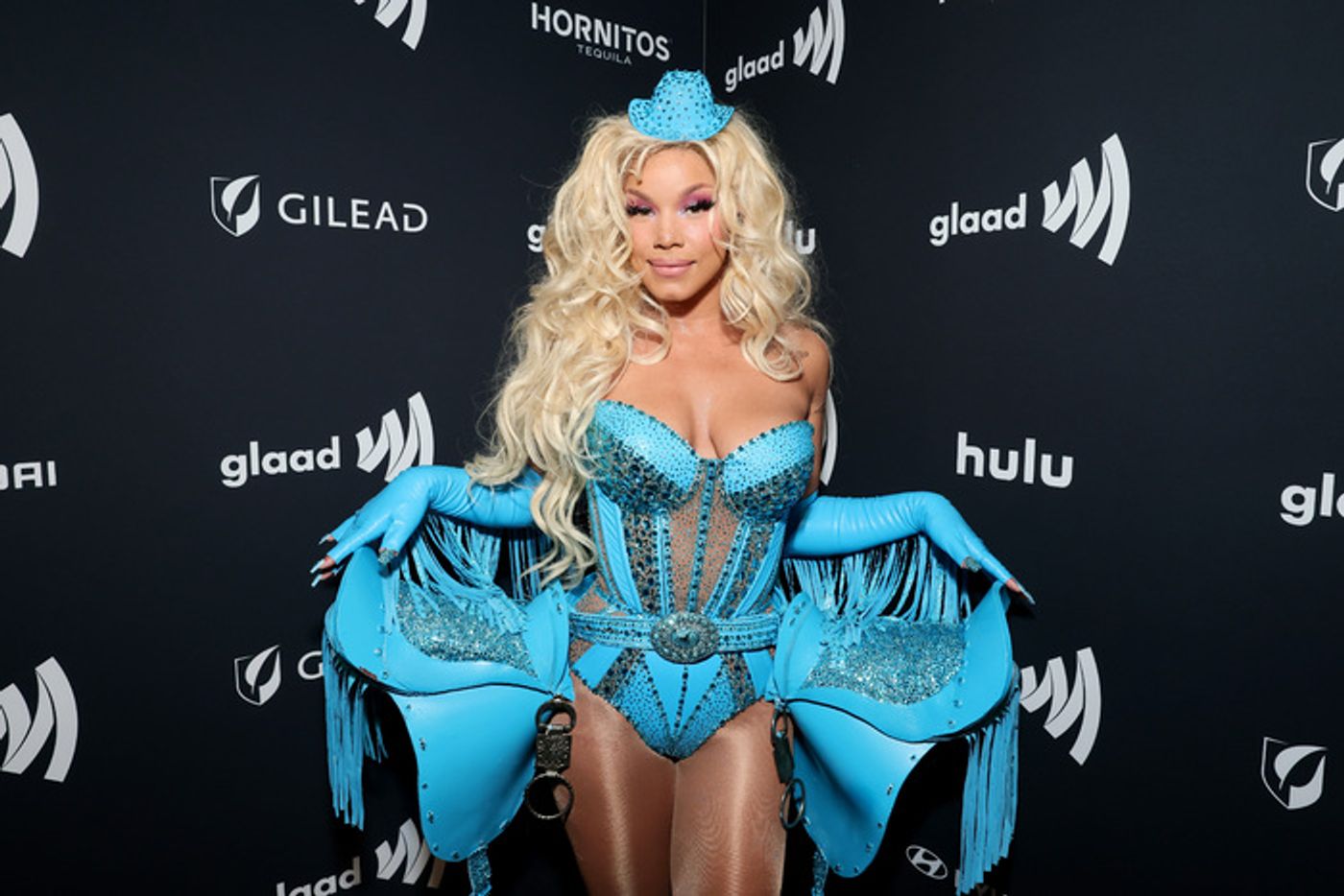 Photos: Patti LuPone, Cynthia Erivo, & More Attend GLAAD 36th GLAAD Media Awards  Image