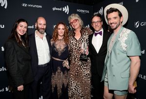Michael Urie (R) poses with (L-R) Samantha Apfel, Rafael Marmor, Jessica Elbaum, Harp Photo