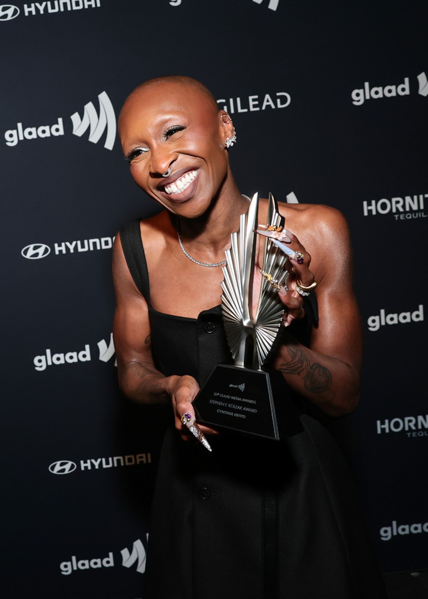 Photos: Patti LuPone, Cynthia Erivo, & More Attend GLAAD 36th GLAAD Media Awards  Image