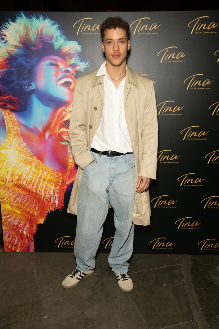 Photos: TINA - THE TINA TURNER MUSICAL Celebrates 7 Years — photo 22 of 28