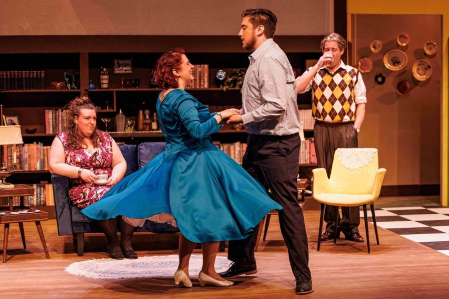 Review: Kanata Theatre's HOME, I'M DARLING at the Ron Maslin Playhouse Image