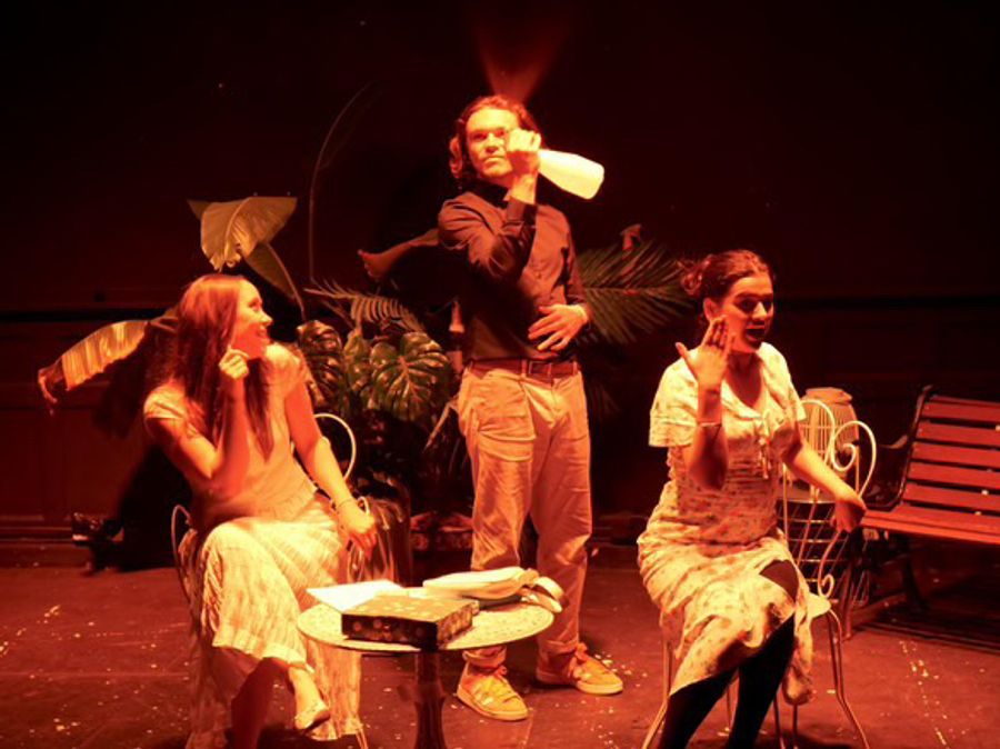 Review: THE IMPORTANCE OF BEING EARNEST, The Golden Goose Theatre Image