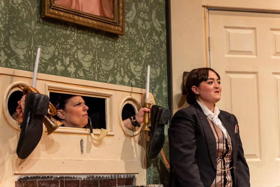 Photos: THE PLAY THAT GOES WRONG At Boston Stage Company Image