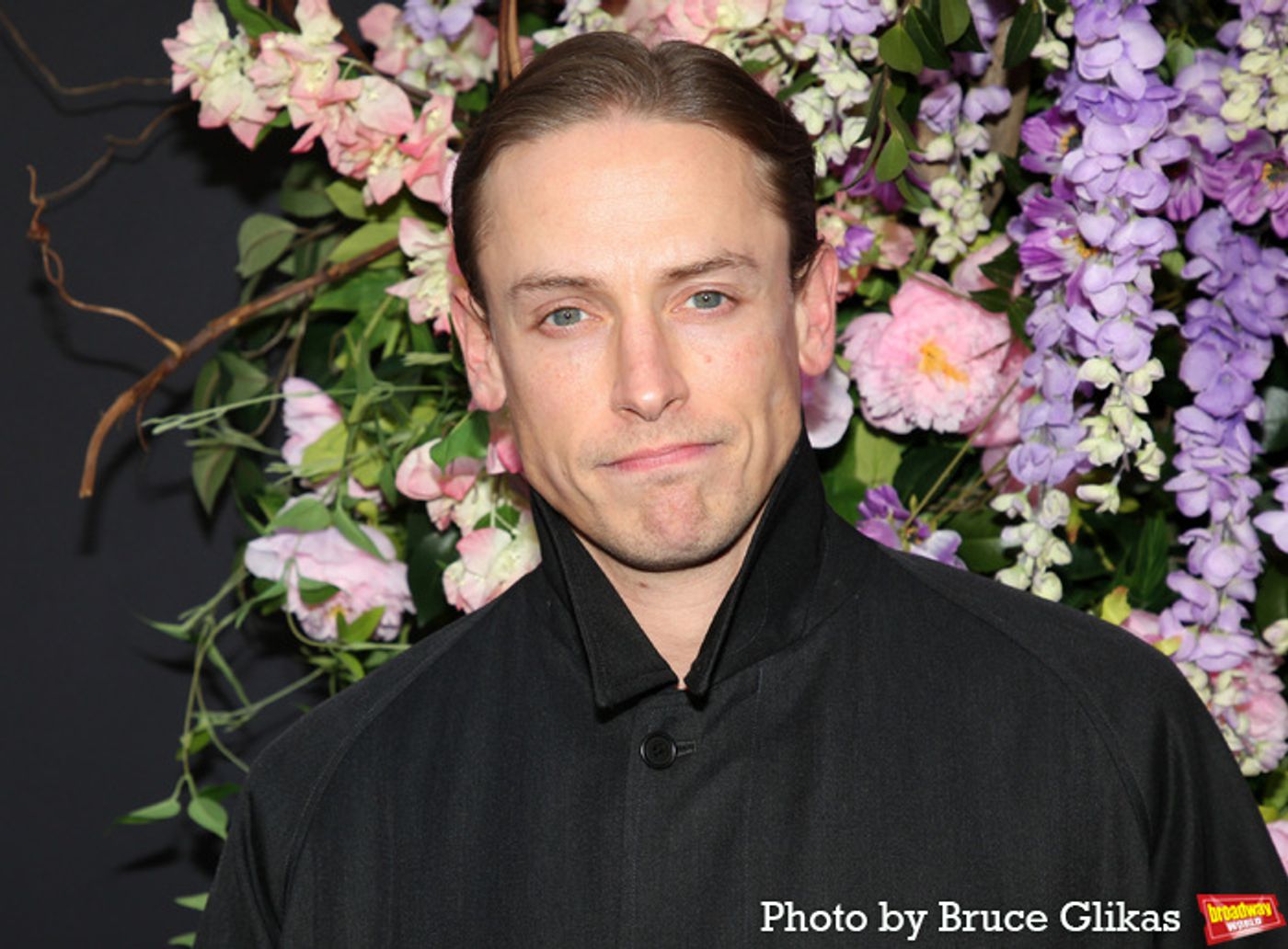 Photos: THE PICTURE OF DORIAN GRAY Opening Night Pink Carpet  Image