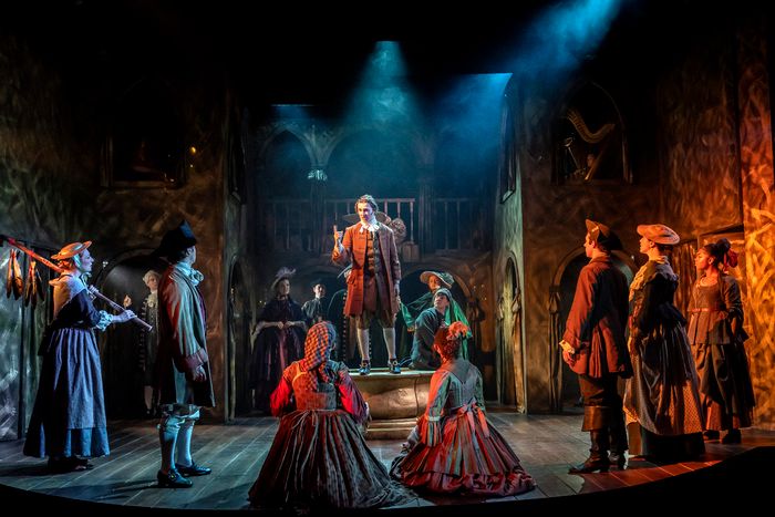 Review: STILETTO, Charing Cross Theatre Image