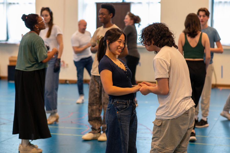 Photos: Children's Theatre Company's FROZEN in Rehearsal Image