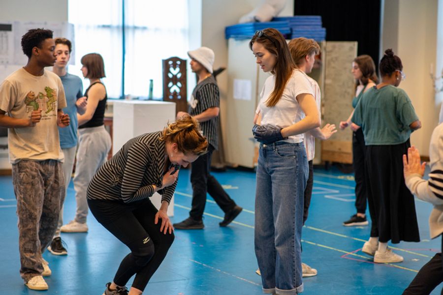 Photos: Children's Theatre Company's FROZEN in Rehearsal Image