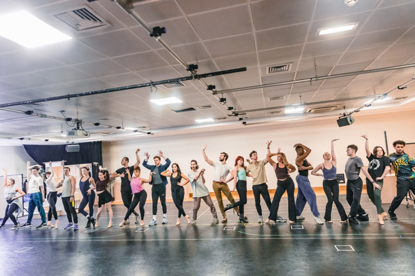 Photos: THE GREAT GATSBY Rehearses for London Debut — photo 12 of 14