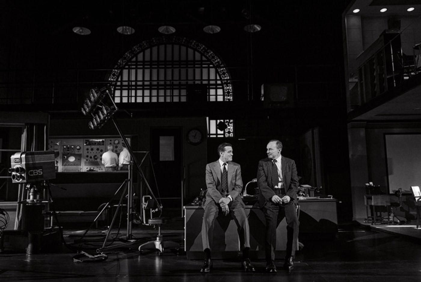 Photos: First Look at GOOD NIGHT, AND GOOD LUCK, Starring George Clooney  Image