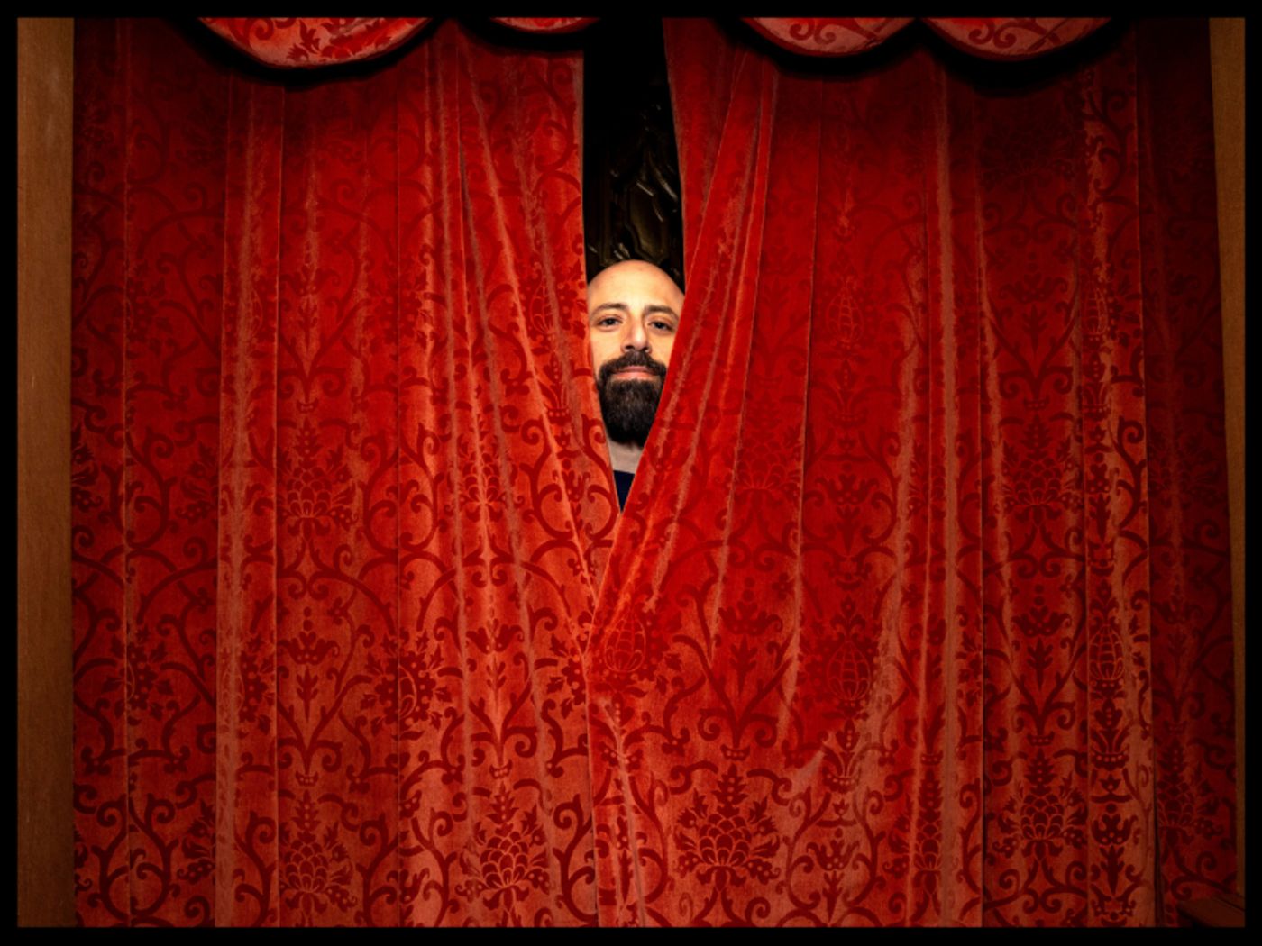 Anthony Michael Lopez Shares Backstage Secrets From OTHELLO  Image