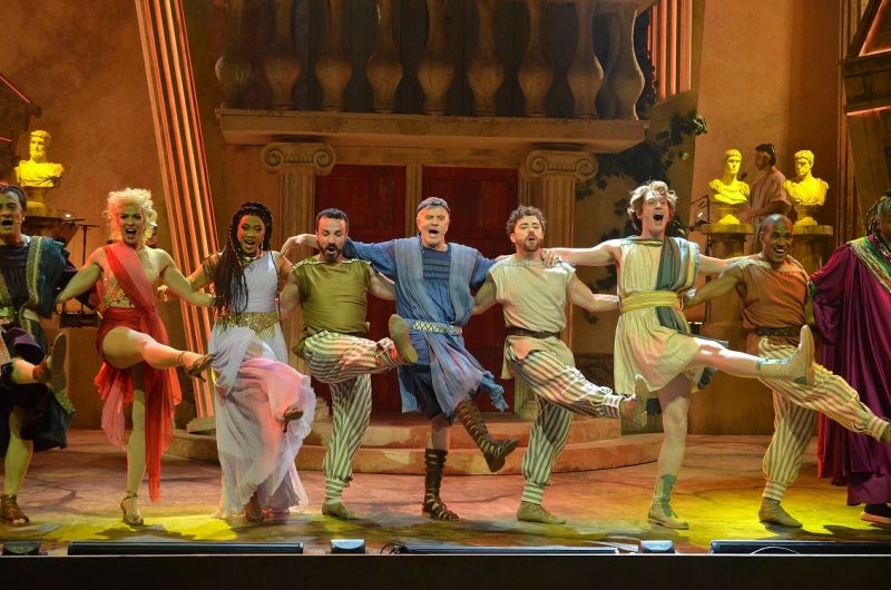 Starring Miguel Falabella, UMA COISA ENGRAÇADA ACONTECEU A CAMINHO DO FÓRUM (A Funny Thing Happened on the Way to the Forum) Brings New Life to a Broadway Classic  Image