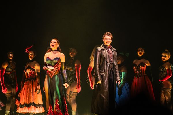 Jay Armstrong Johnson and Arianna Rosario and the Company of MOULIN ROUGE! Photo