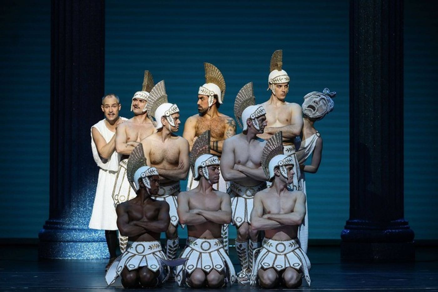 Photos: Futuristic Production of FOLLIES Premieres at Volksoper Wien  Image