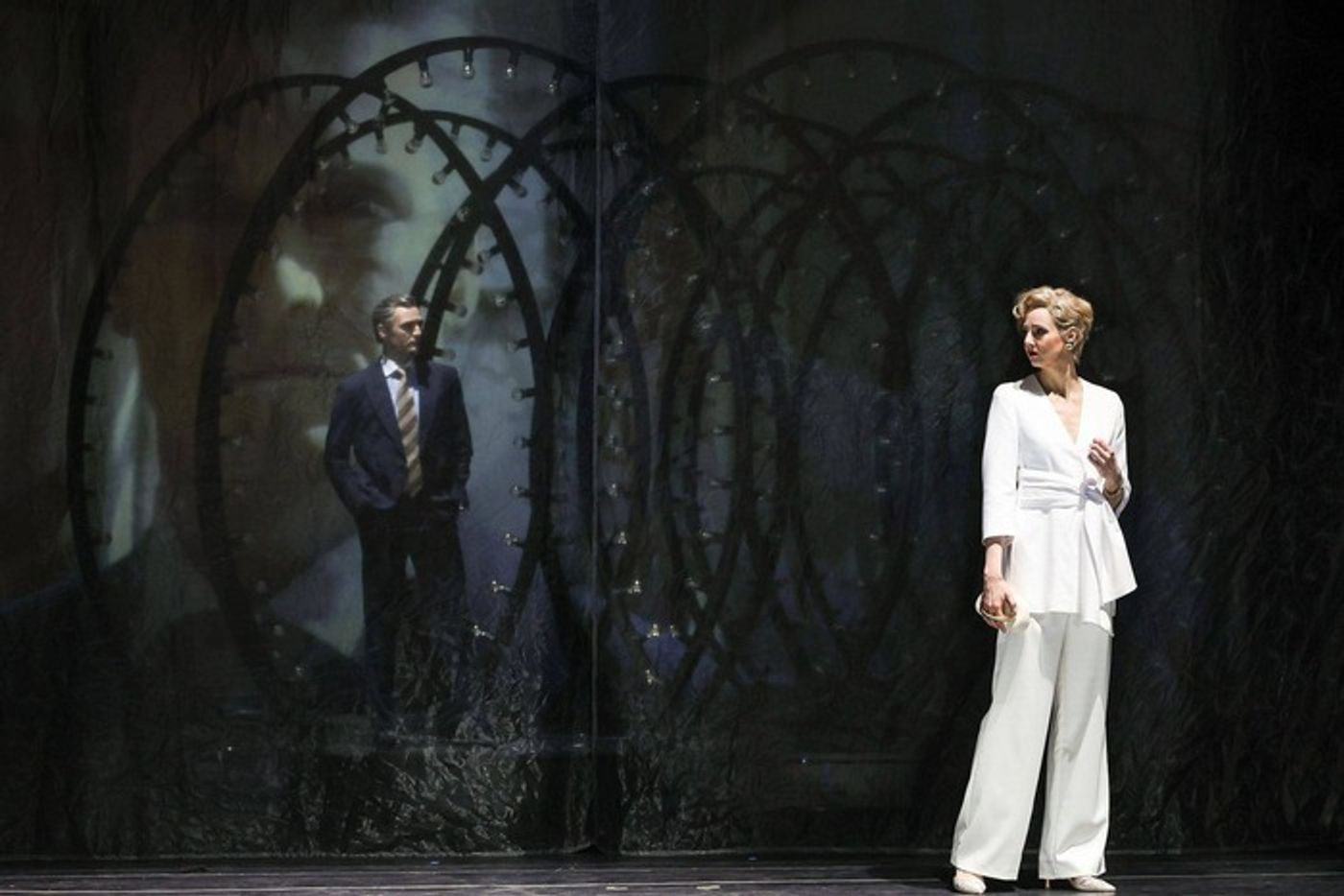 Photos: Futuristic Production of FOLLIES Premieres at Volksoper Wien  Image