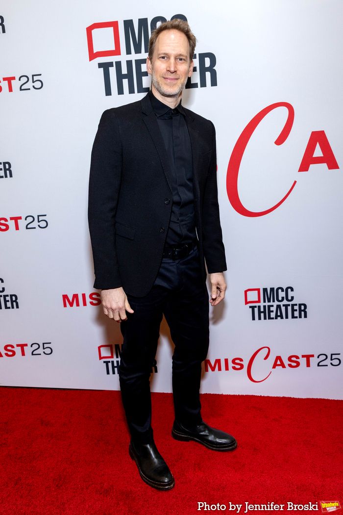 Photos: On the Red Carpet for MCC's Miscast25 — photo 12 of 99