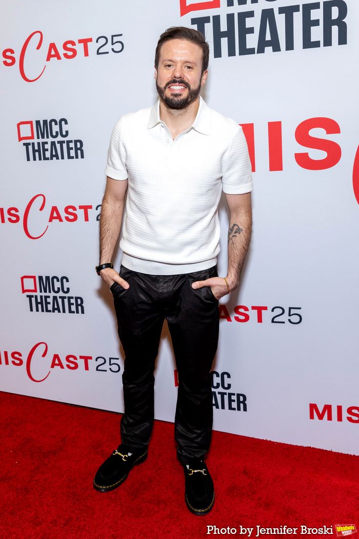 Photos: On the Red Carpet for MCC's Miscast25 — photo 24 of 99