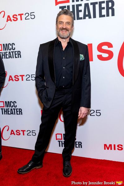 Raul Esparza Photo