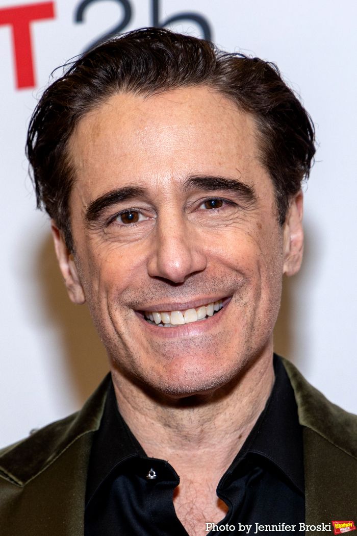 Photos: On the Red Carpet for MCC's Miscast25 — photo 73 of 99
