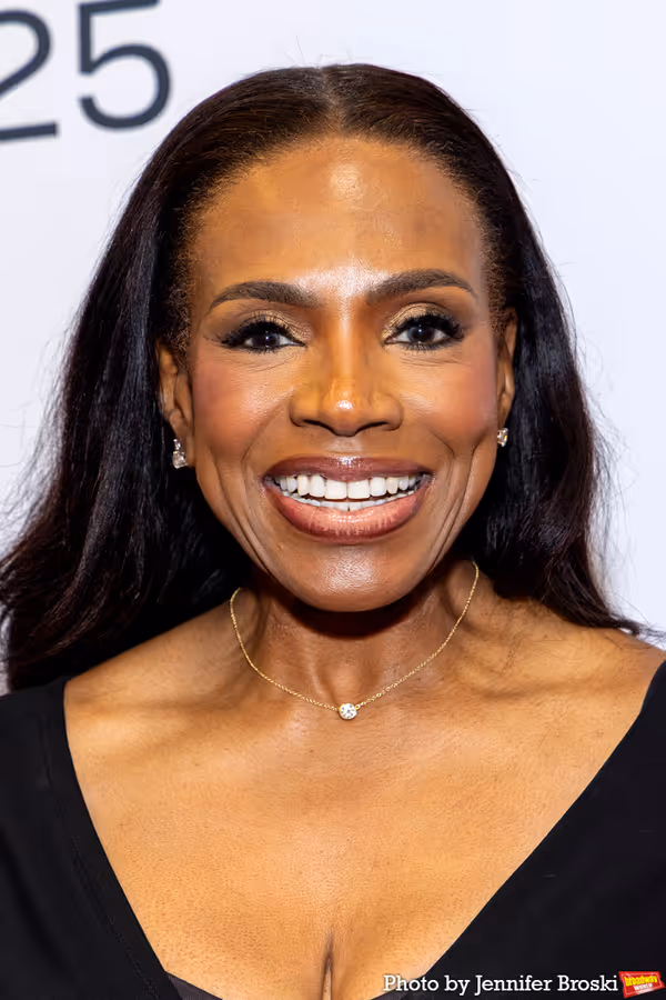 Sheryl Lee Ralph Photo