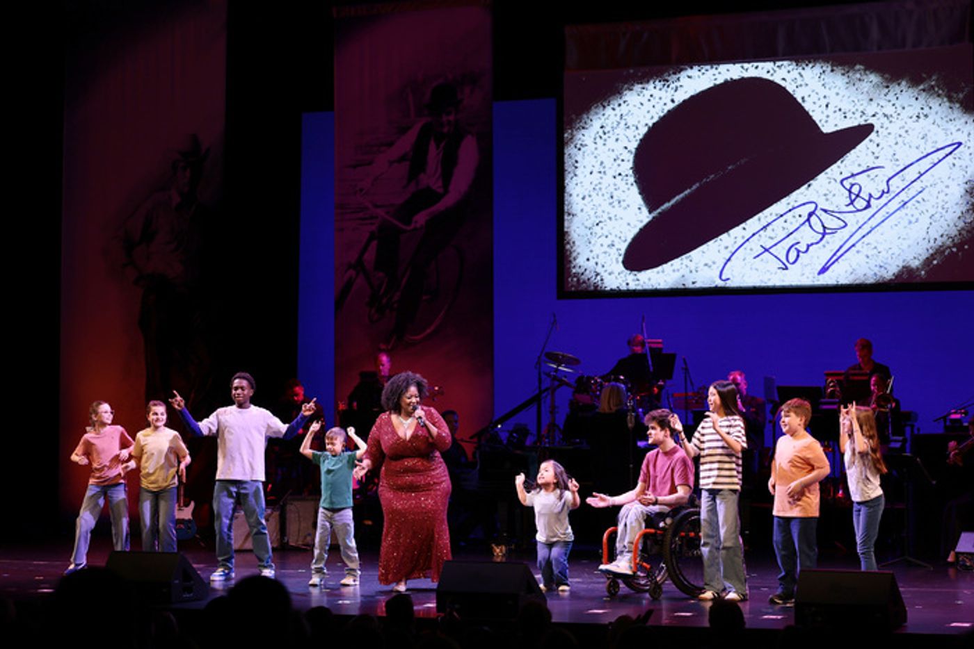 Photos: Ali Stroker, Darren Criss & More at SeriousFun Children's Network Gala  Image