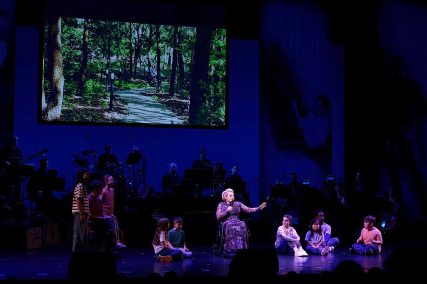 Photos: Ali Stroker, Darren Criss & More at SeriousFun Children's Network Gala  Image