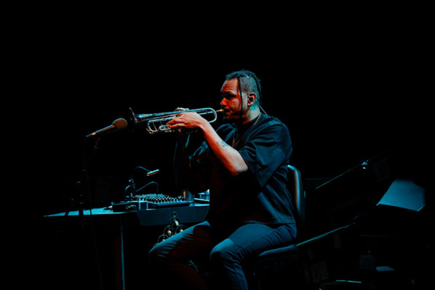 Photos: Ahamefule J. Oluo's THE THINGS AROUND US At Intiman Theatre  Image