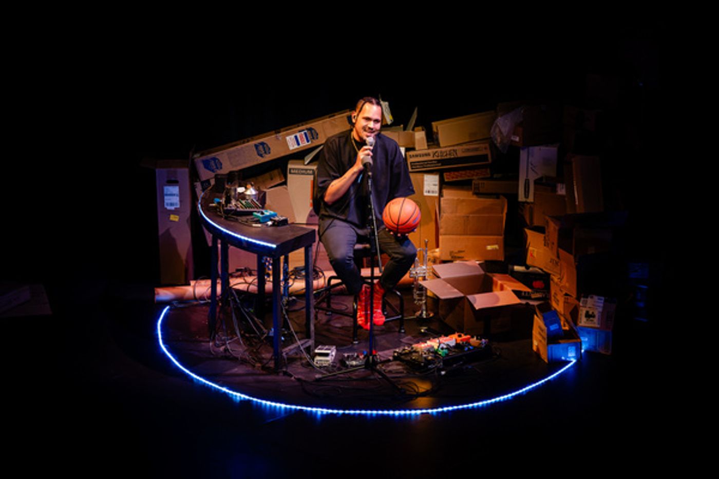 Photos: Ahamefule J. Oluo's THE THINGS AROUND US At Intiman Theatre  Image