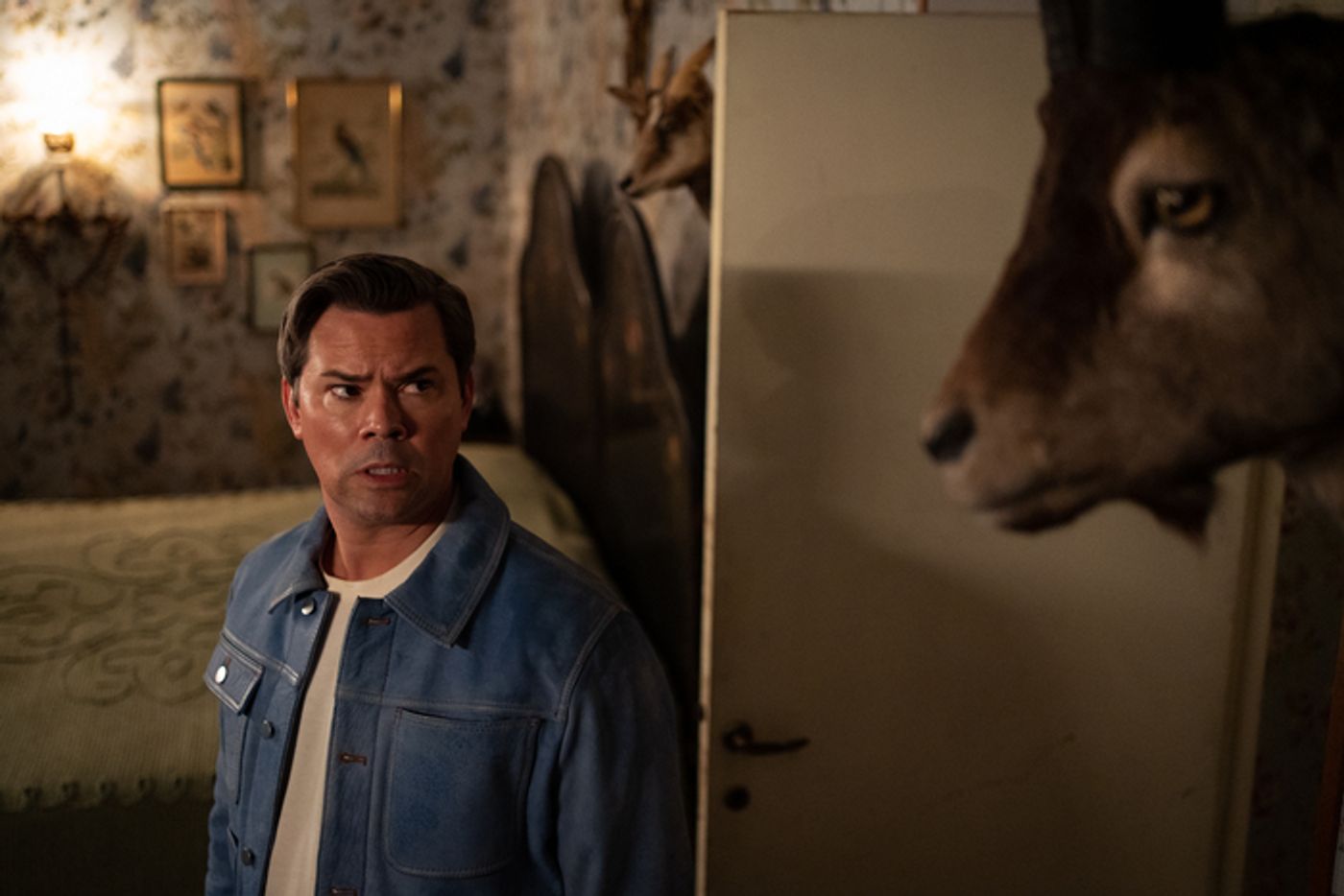 Video/Photos: Andrew Rannells Stars in New Trailer for I DON'T UNDERSTAND YOU  Image