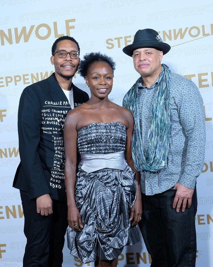 Photos: Steppenwolf Theatre Company Celebrates Opening Night of THE BOOK OF GRACE — photo 1 of 10