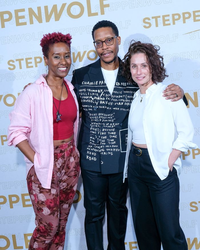 Photos: Steppenwolf Theatre Company Celebrates Opening Night of THE BOOK OF GRACE — photo 7 of 10