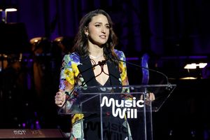 Sara Bareilles @ BroadwayWorld Sara Bareilles Photo