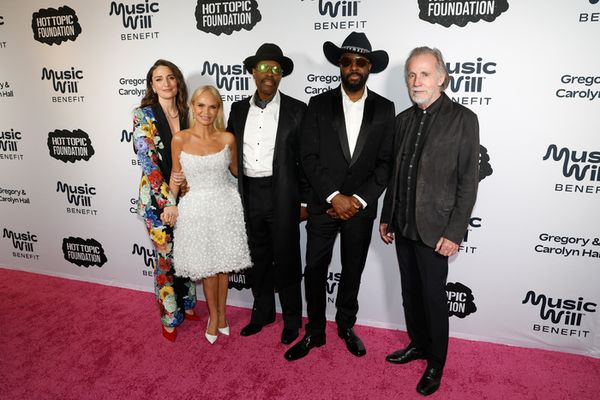 Sara Bareilles, Kristin Chenoweth, Michael Bearden, Wyclef Jean, and Jackson Browne Photo