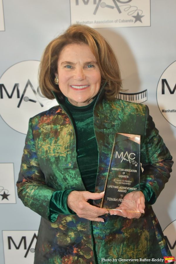 Tovah Feldshuh Photo