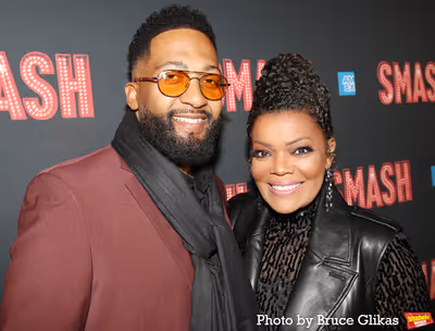 Anthony Davis and Yvette Nicole Brown Photo