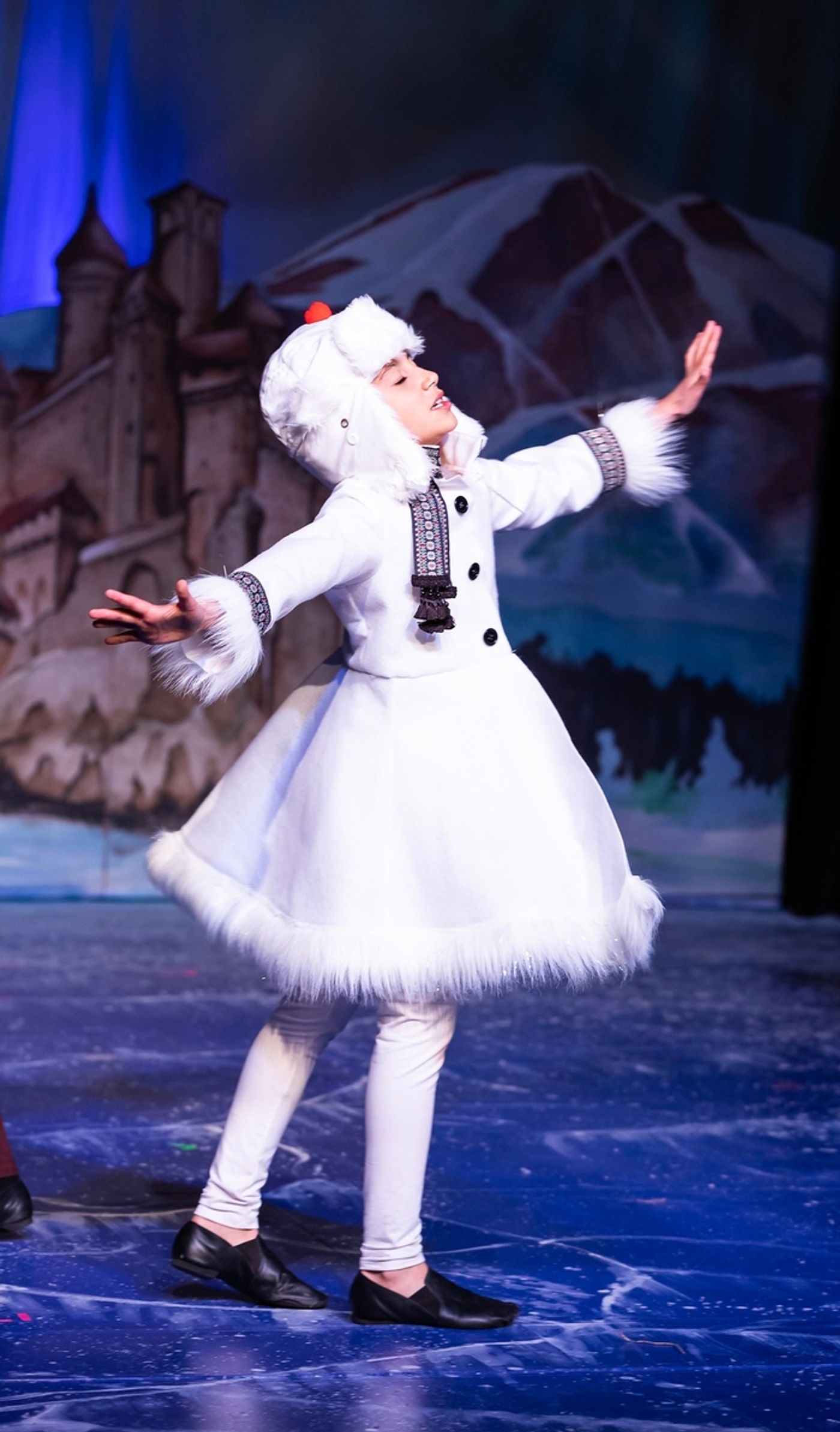 Photos: Disney's FROZEN At Playful People Productions  Image