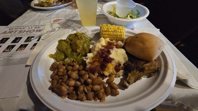 Review: MURDER AT THE ART SHOW at Grant County Community Theater  Image