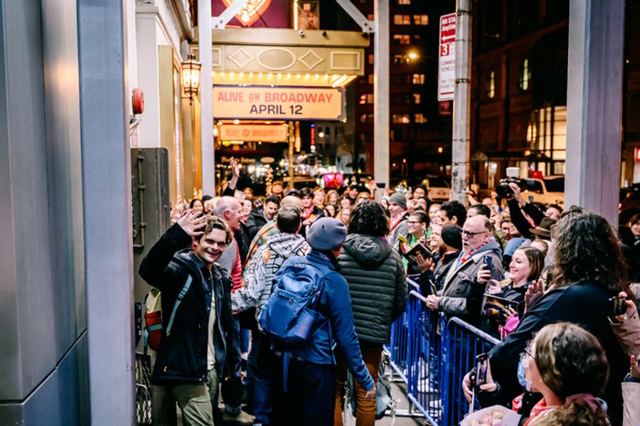 Photos: DEAD OUTLAW Begins Broadway Previews Image