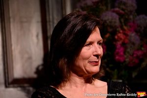 Jennifer Van Dyck Photo