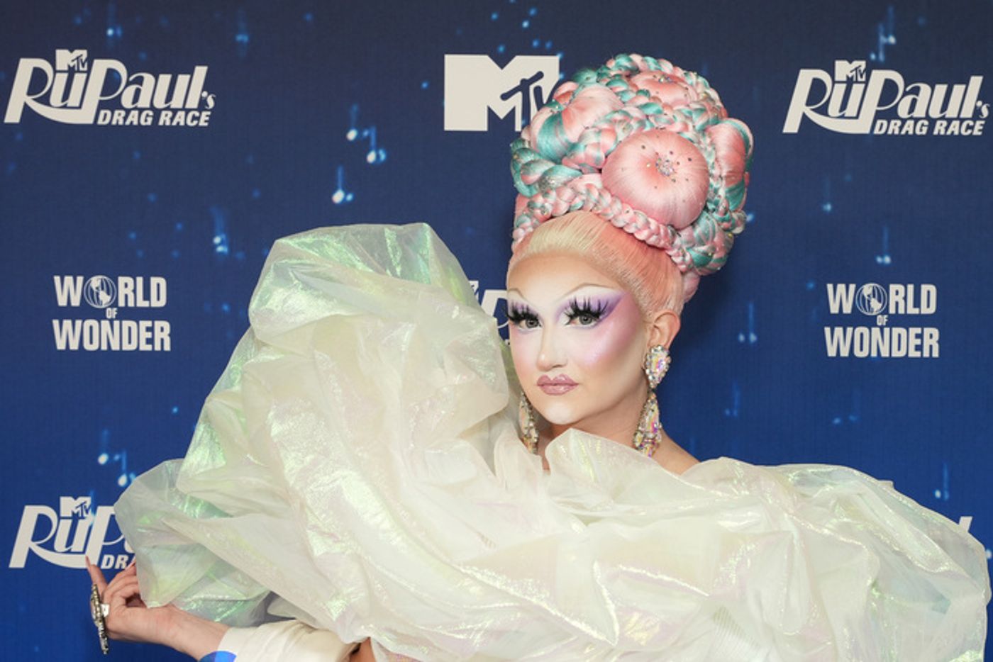 Photos: Inside RUPAUL'S DRAG RACE Season 17 Finale Red Carpet Photos: Inside RUPAUL'S DRAG RACE Season 17 Finale Red Carpet Image