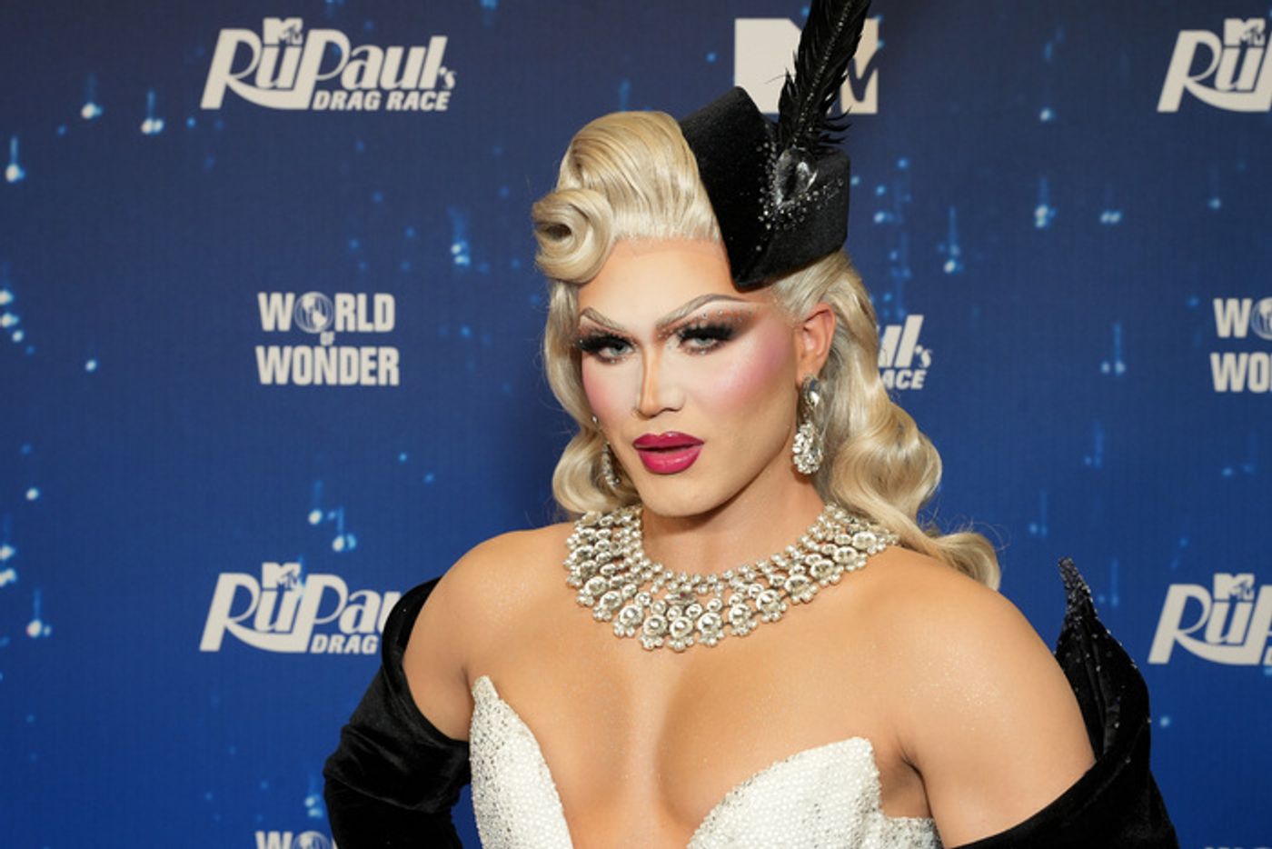 Photos: Inside RUPAUL'S DRAG RACE Season 17 Finale Red Carpet Photos: Inside RUPAUL'S DRAG RACE Season 17 Finale Red Carpet Image