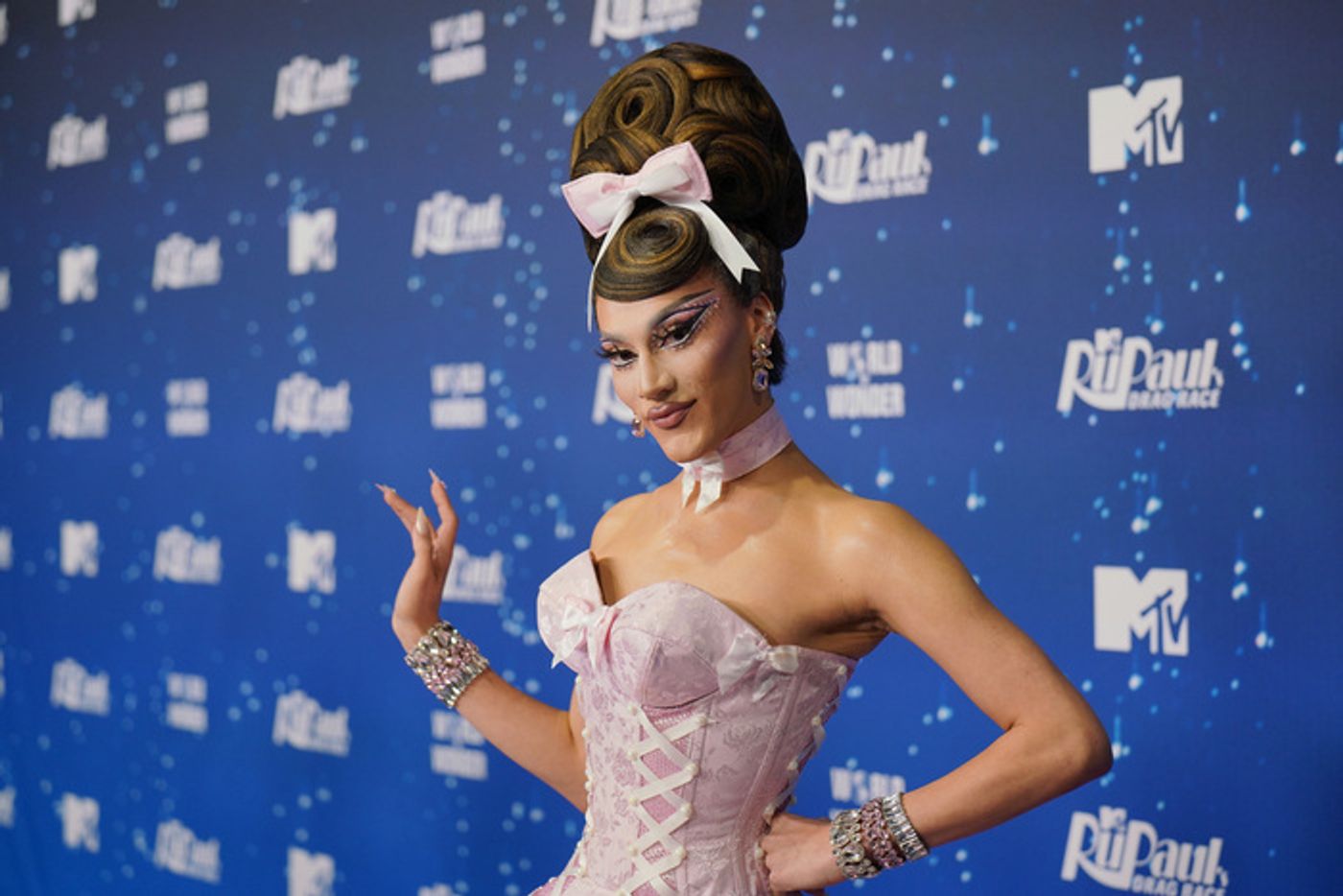 Photos: Inside RUPAUL'S DRAG RACE Season 17 Finale Red Carpet Photos: Inside RUPAUL'S DRAG RACE Season 17 Finale Red Carpet Image