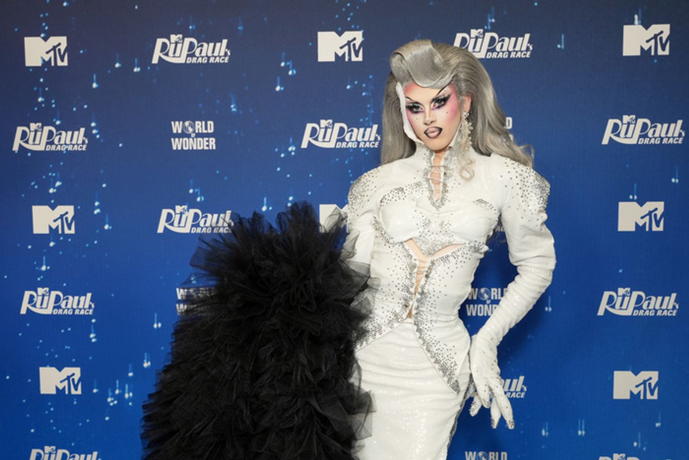 Photos: Inside RUPAUL'S DRAG RACE Season 17 Finale Red Carpet Photos: Inside RUPAUL'S DRAG RACE Season 17 Finale Red Carpet Image