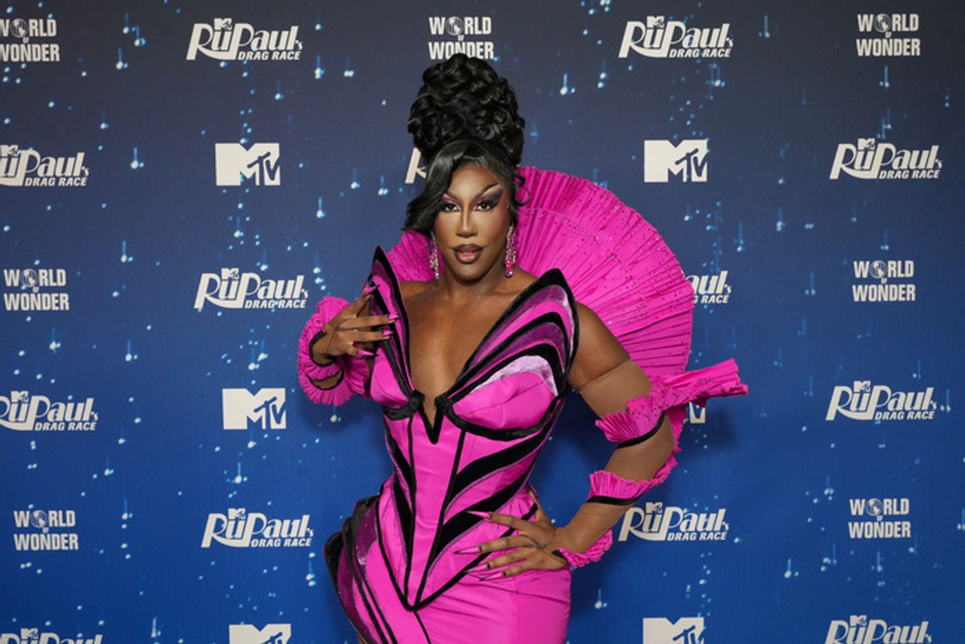 Photos: Inside RUPAUL'S DRAG RACE Season 17 Finale Red Carpet Photos: Inside RUPAUL'S DRAG RACE Season 17 Finale Red Carpet Image