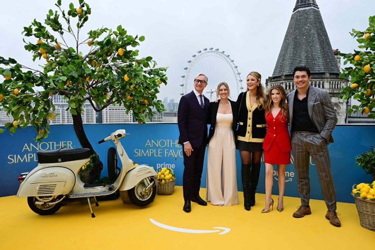 Paul Feig, Laura Fischer, Blake Lively, Anna Kendrick and Henry Golding at 