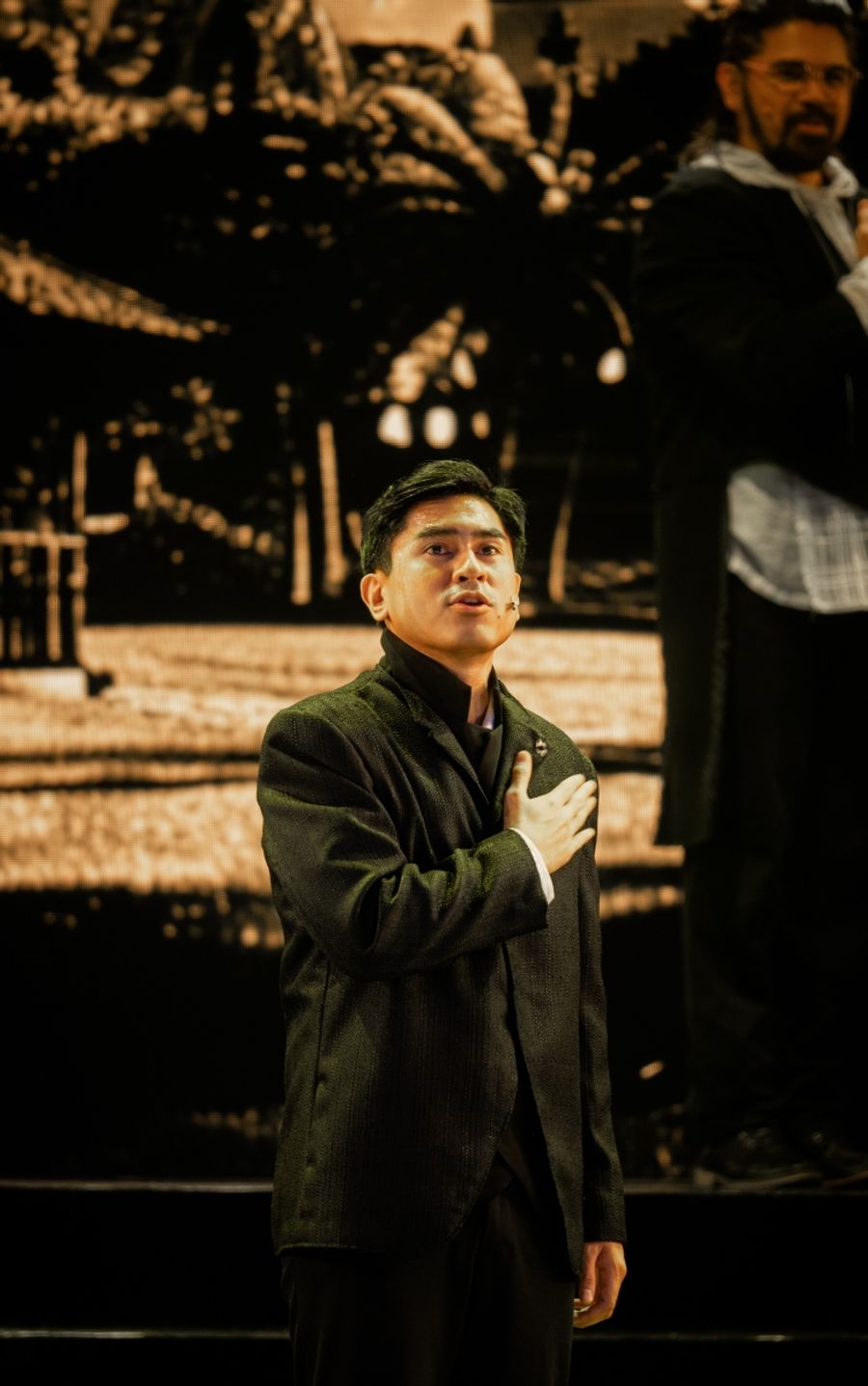LIWANAG SA DILIM Extends Until May 4; Check Out Show Photos Image